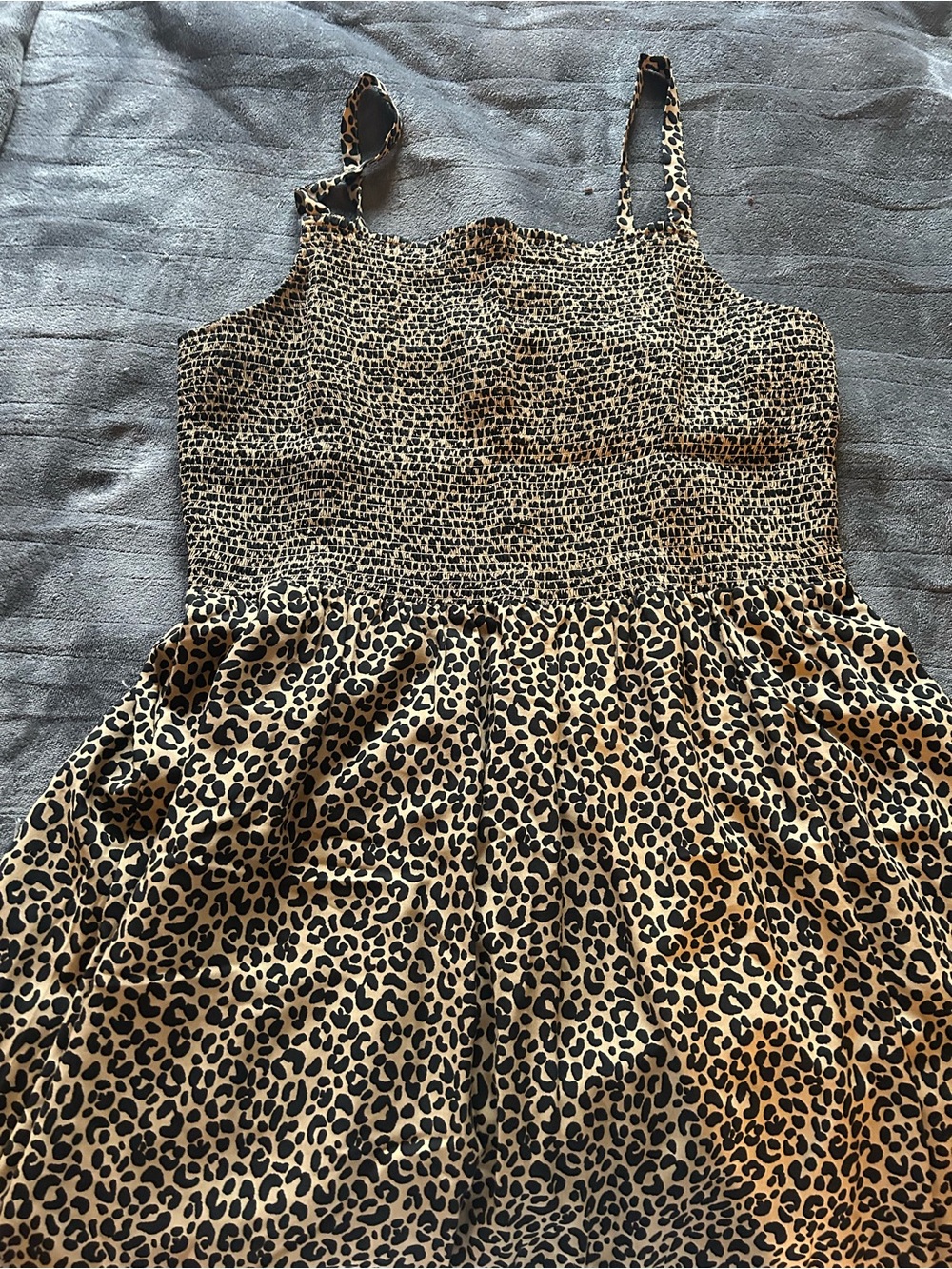 2 tank dresses Old Navy Leopard Print Smocked Cami - Black & Tan